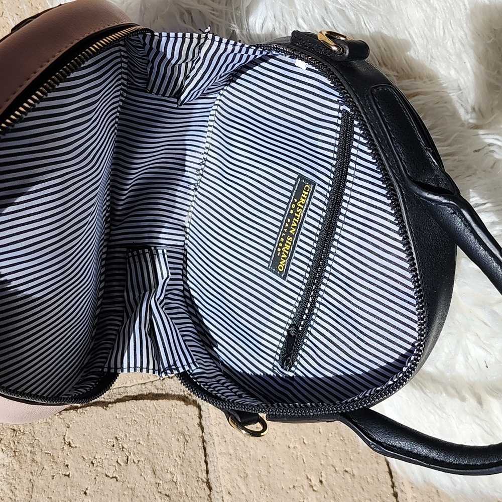 Crossbody - Picture 9 of 9